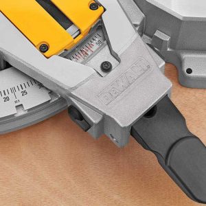 اره فارسی بر دیوالت مدل DW713